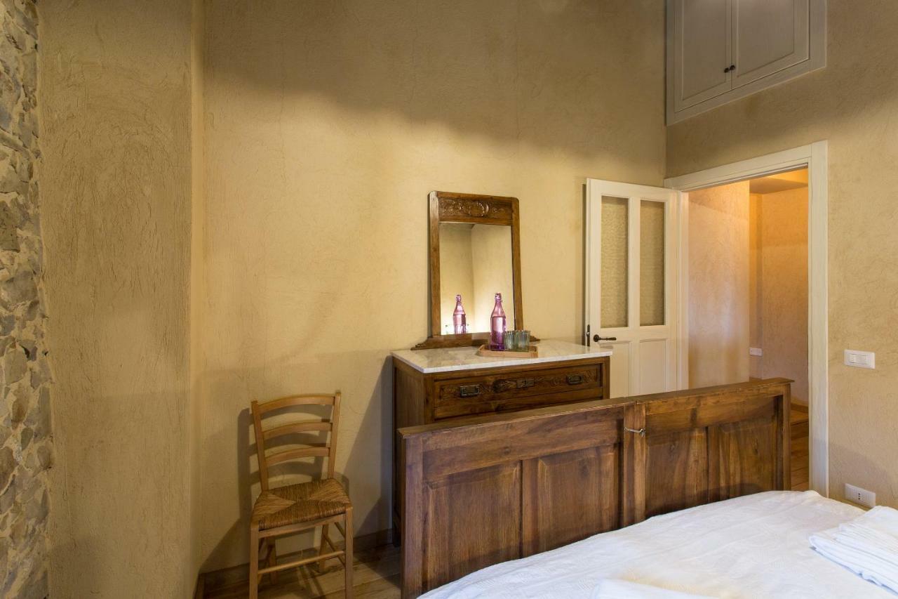 Casa Dafne Villa Bracelli ภายนอก รูปภาพ